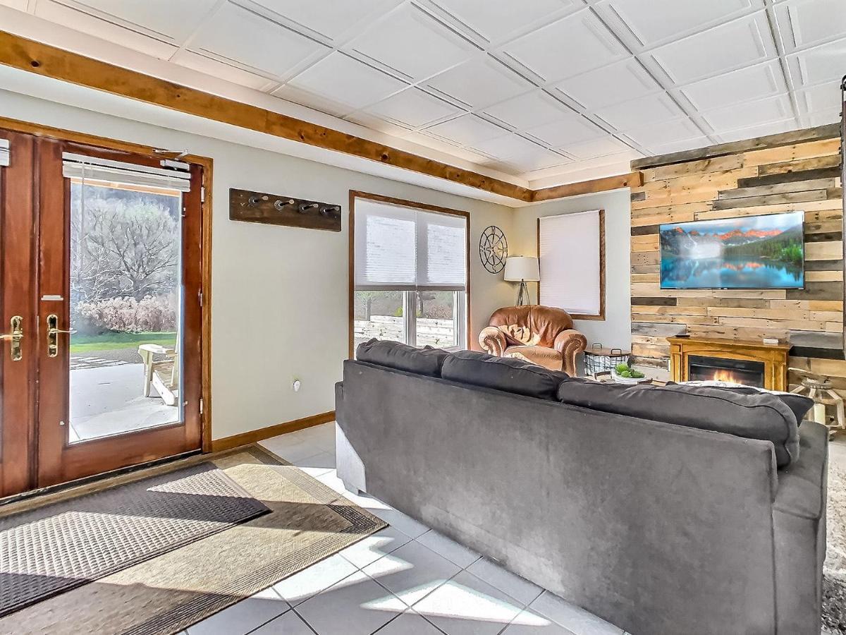 The Maples Apt - King Bed, Pet Friendly, Beautiful Views Еликотвил Екстериор снимка